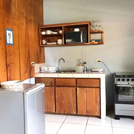 Monte Fresco Hostel Boutique Puntarenas Eksteriør bilde