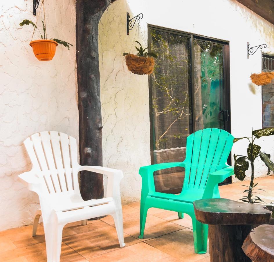 Monte Fresco Hostel Boutique Puntarenas Eksteriør bilde