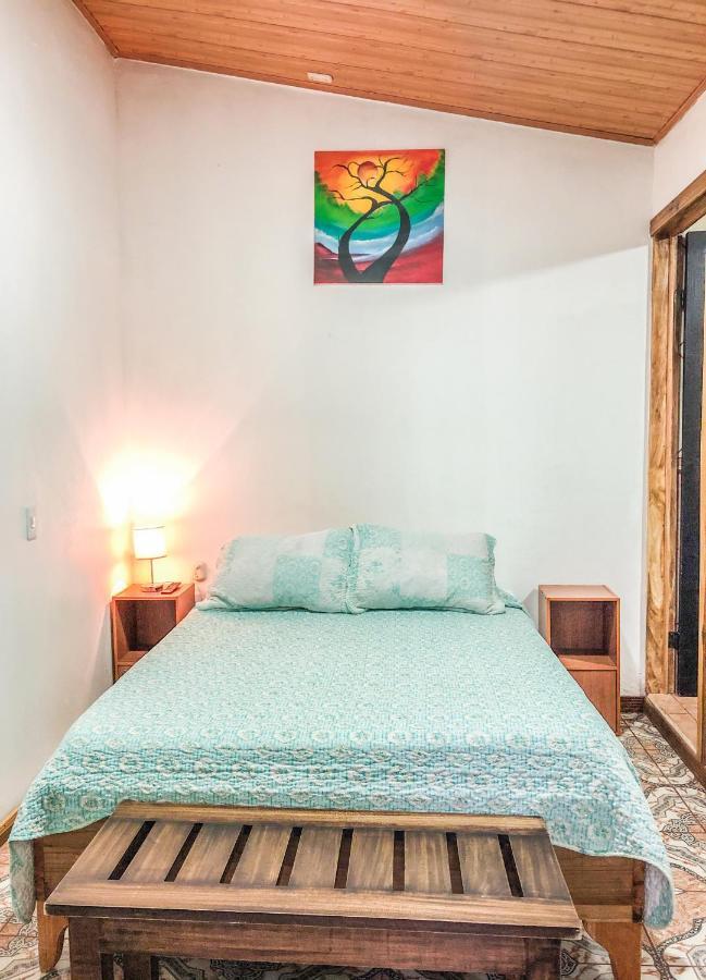 Monte Fresco Hostel Boutique Puntarenas Eksteriør bilde