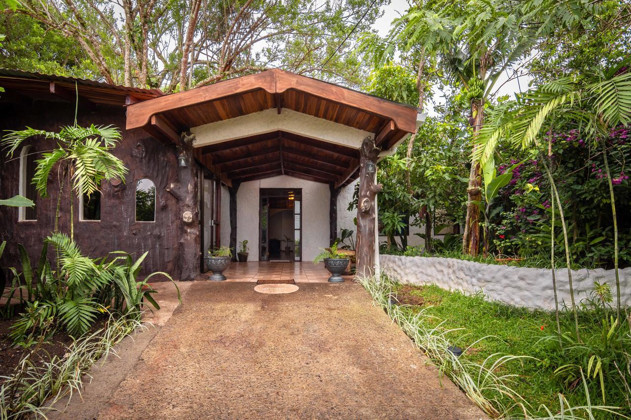 Monte Fresco Hostel Boutique Puntarenas Eksteriør bilde