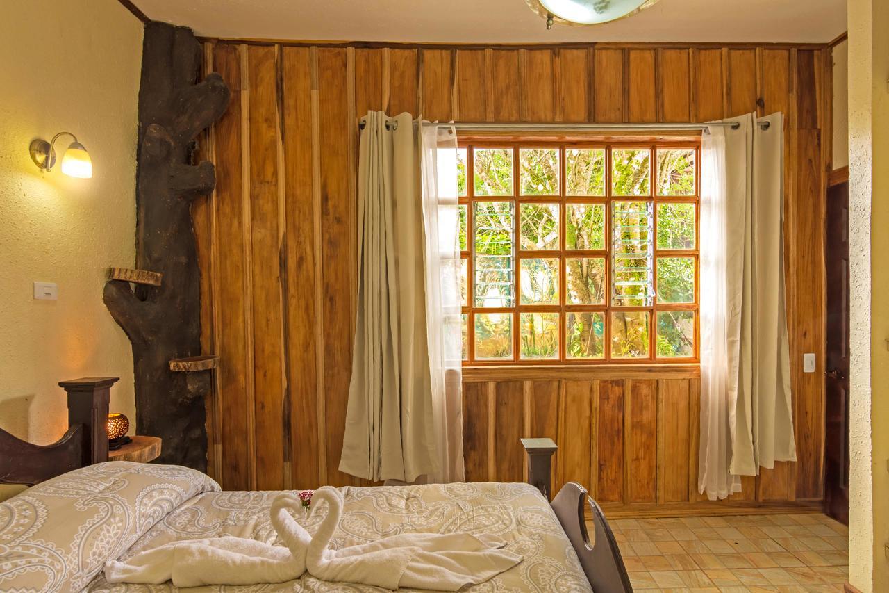 Monte Fresco Hostel Boutique Puntarenas Eksteriør bilde