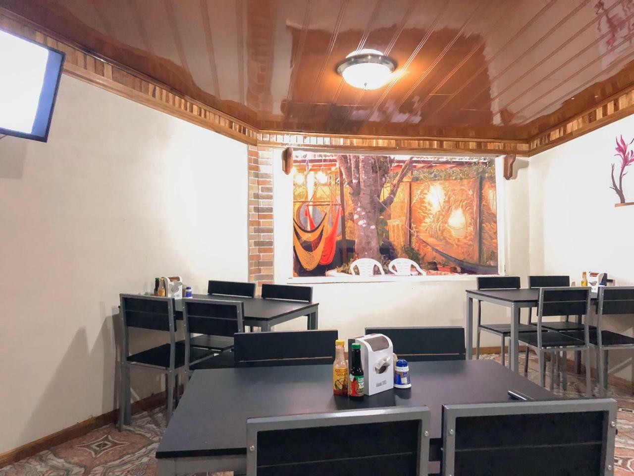 Monte Fresco Hostel Boutique Puntarenas Eksteriør bilde